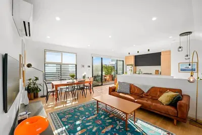 Image de Stylish comfort in buzzing Thornbury