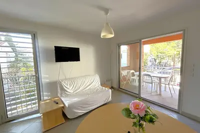 Image de Studio avec Parking et Wifi Ă 50m de la Plage