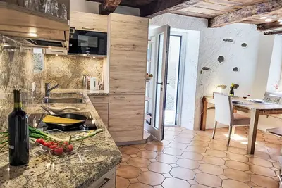 Image de Joli appartement pour 2 personnes avec Wifi, Tv, animaux admis et parking