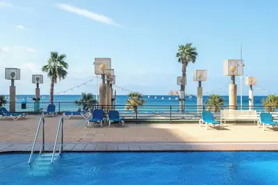 Image de Mucho Gusto Santa Margarita. Ac, free parking, pool, Wifi.