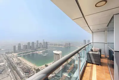 Image de Elegant 2 bed in Marina Sleeps 4 with Palm Views