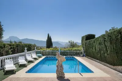 Image de Appartement 'Arroyuelo' avec vue sur la montagne, Wi-Fi et climatisation