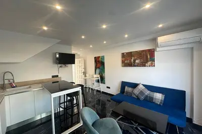 Image de Maison avec vue sur le canal