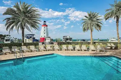 Image de Waterfront Escape with Marina Views & Beach Access! Outdoor Pool!