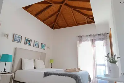 Image de Appartement \"Do Alto\" avec terrasse privée, Wi-Fi et climatisation