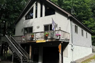 Image de Old Forge Chalet Getaway