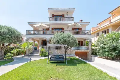 Image de Chalet 'Voramar Alcudia' avec vue sur la mer, Wi-Fi et climatisation