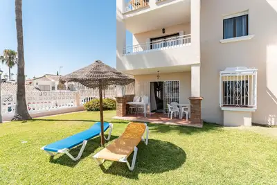 Image de Appartement ensoleillé de 2 chambres avec vue sur la mer à Riviera del Sol – À seulement 8 min de la plage! Parfait pour