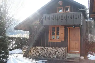Image de Chalet \"Petit De Charme\" avec vue sur la montagne, terrasse privée et Wi-Fi