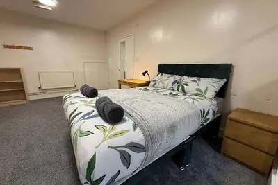 Image de Private Self-Contained Studio - Central Lancaster