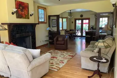 Image de Quaint, Cozy, Comfortable Home