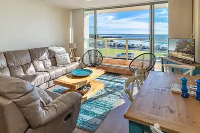 Ebbtide 8 on Forster Main Beach