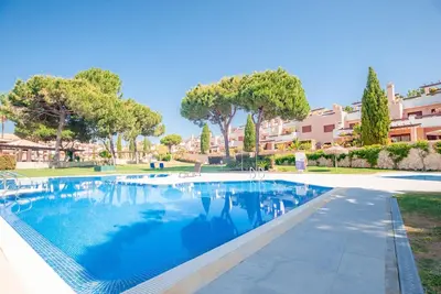 Image de Villa 'Filó, Vila Sol with Pool' avec piscine partagée, Wi-Fi et climatisation
