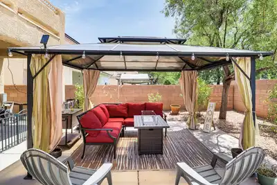 Image de North Las Vegas Home w/ Hot Tub - 14 Mi to Strip!
