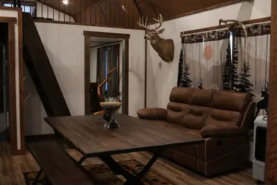 Image de Cozy Cabin on 20 Acres with Stunning Mountain Views in Saint Ignatius
