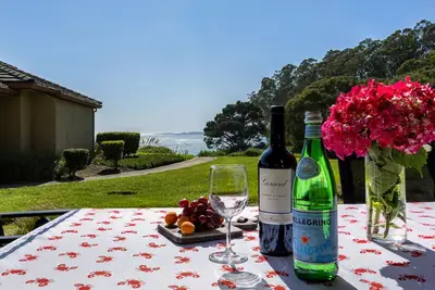 Image de Salty Haven @ Seascape Resort: Luxurious Villa -Views & Beach Fun