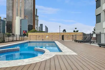 Image de 1-Bed Urban Getaway Near the Brisbane River