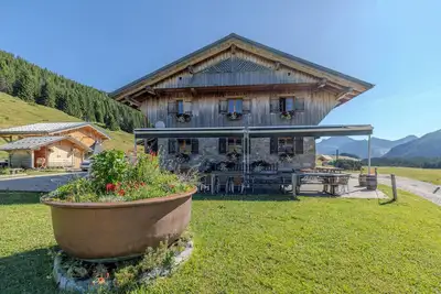Image de Chalet \"Merlin\" avec vue sur les montagnes, terrasse privée et Wi-Fi