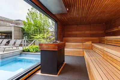 Image de 4 Family Friendly Units | Pool & Spa Access | Near Theme Parks & Beach