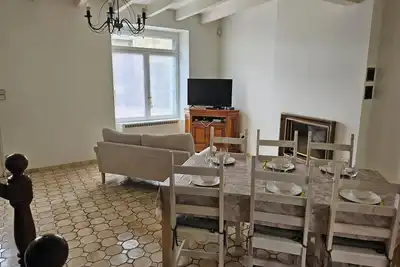 Image de Maison\" Breizh Anjou'é \", \nMaison familiale dans village de caractère.
