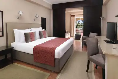 Image de Inviting Beachfront Room with Outdoor Pools | Near Mini Egypt Park