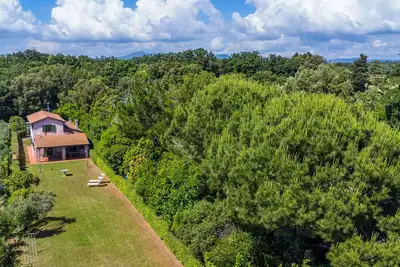 Image de Magnifique maison de vacances privée avec Wifi, Tv, patio, animaux admis et parking