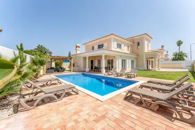 Image de Villa Castelo | 4 Chambres | Plage de Castelo | Galé