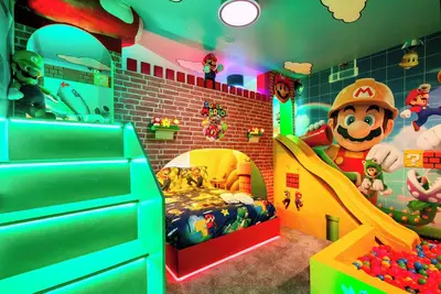 Image de Magical 7br /Frozen Slide, Marvel Gameroom, Pool