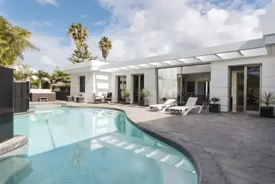 Image de Exquisite 450m2 Luxury Villa in Los Mojones