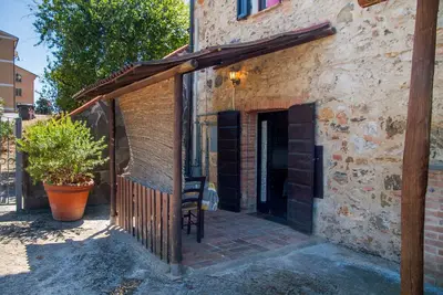 Image de Appartement 'Taverna' avec terrasse privée, jardin commun et Wi-Fi
