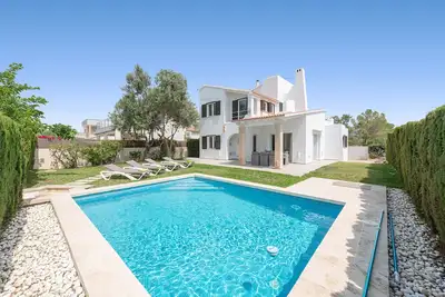 Image de Es Racó (Sa Ràpita) - Quatre Chambres Villa, Couchages 6