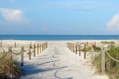 Image de Coastal Vacation | Garden Views, Dolphin Tours, Biking Trails | 2 Units