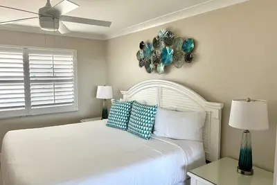 Image de Coastal Hideaway with Garden Views, Kayaking, Biking | 4 Charming Units