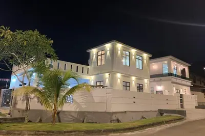 Image de Spacious 6-bedroom house in brilliant Johor Bahru with Ac