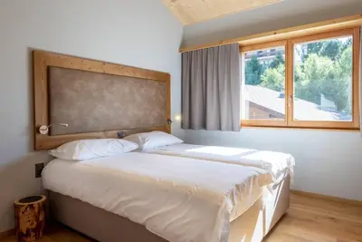 Image de Wifi, 250m des commerces, sauna, hammam, télévision, casier à ski, 72m², Vercorin