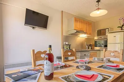 Image de À 10m des pistes de ski, étage -1, terrasse, casier à ski, 37m², Aussois