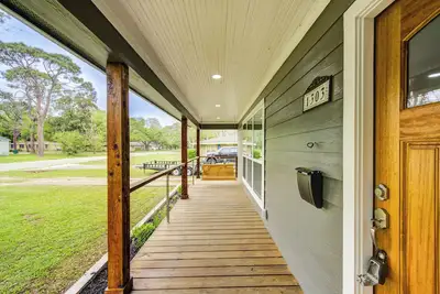 Image de Coastal Getaway in La Marque!