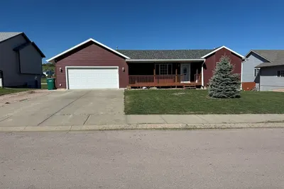 Image de Sturgis Rally Rental Located Close to Action