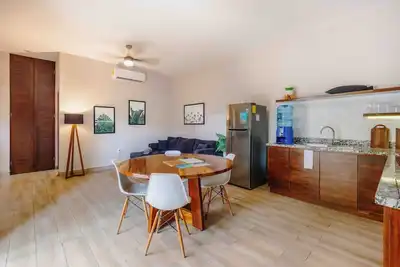 Image de Treetop Cozumel + Adults Only Serviced Apt + Starlink Wifi + Free Bikes + Pool