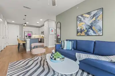 Image de 2b2b Luxury 1st Floor Apartment near in Ft Worth with free Parking, Pool, Gym&more