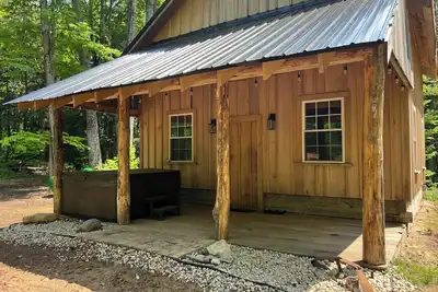 Image de Charming 3-bedroom cabin with WiFi and Ac in delightful Wetmore