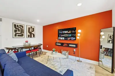 Image de Chic 1-bedroom apartment with Parking, WiFi, Ac near Downtown Dallas