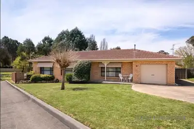 Image de 🏁 Racetrack – Charming Family Home Near Mount Panorama