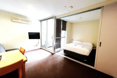 Image de Comfy 1br Apartment | Queen Bed + Sofa | Walk Everywhere