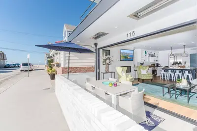 Image de Luxury Three-Level 6br | Ac, Ocean Views & Rooftop Deck w/ Private Hot Tub | Steps to the Sand!