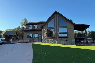 Image de 3-bedroom home in Pine-Strawberry with WiFi, fitness room, Ac, pets.