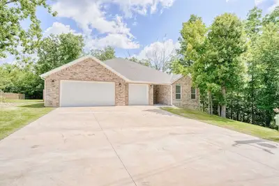 Image de Bike-Friendly Retreat w/ Fenced Yard & Trails
