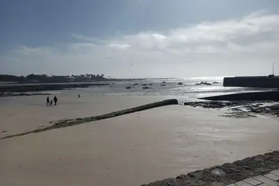 Image de proche plage de Lorient 56 maison 3 chambres jardin plus cour