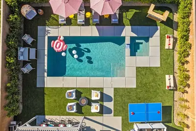 Image de Terra Tranquila - Resort-Style Pool, Spa and Games