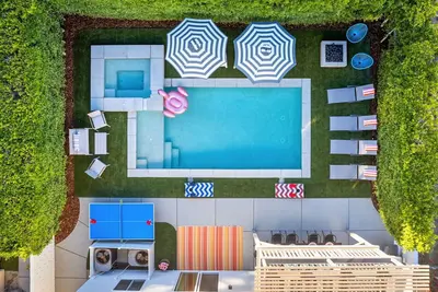 Image de Dune Delight - Luxe Saltwater Pool, Spa & Games